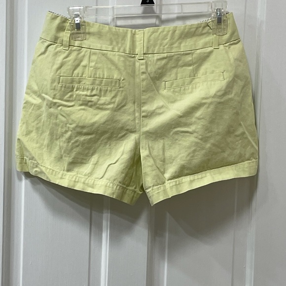 LOFT Shorts - Picture 2 of 3
